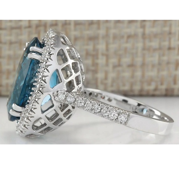 Natural Oval Blue Topaz Gemstone & Sterling Silver - Picture 3 of 4